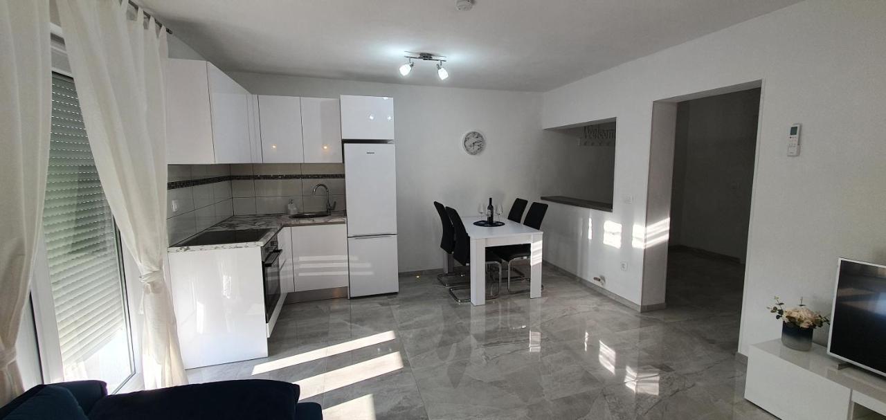Apartment Naomi&leo Senj (Lika-Senj)